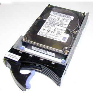 HD IBM 300 GB 15K SAS 10K rpm